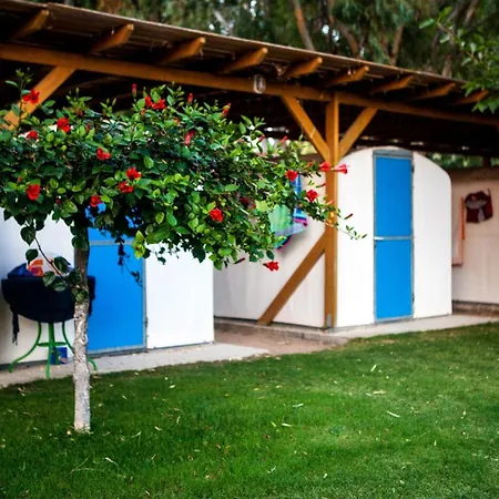 Campo de lujo Maragas Naxos *